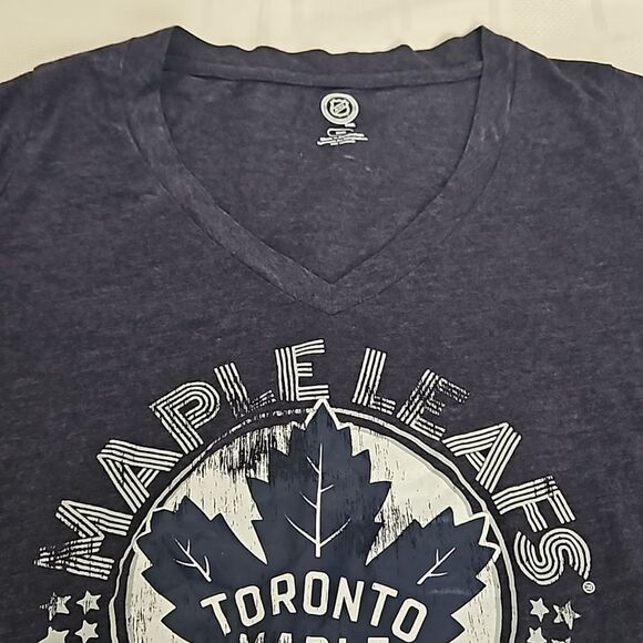 NHL Women's Hockey Logo Toronto Maple Leaf T-Shirt Navy Blue Medium - Picture 16 of 16